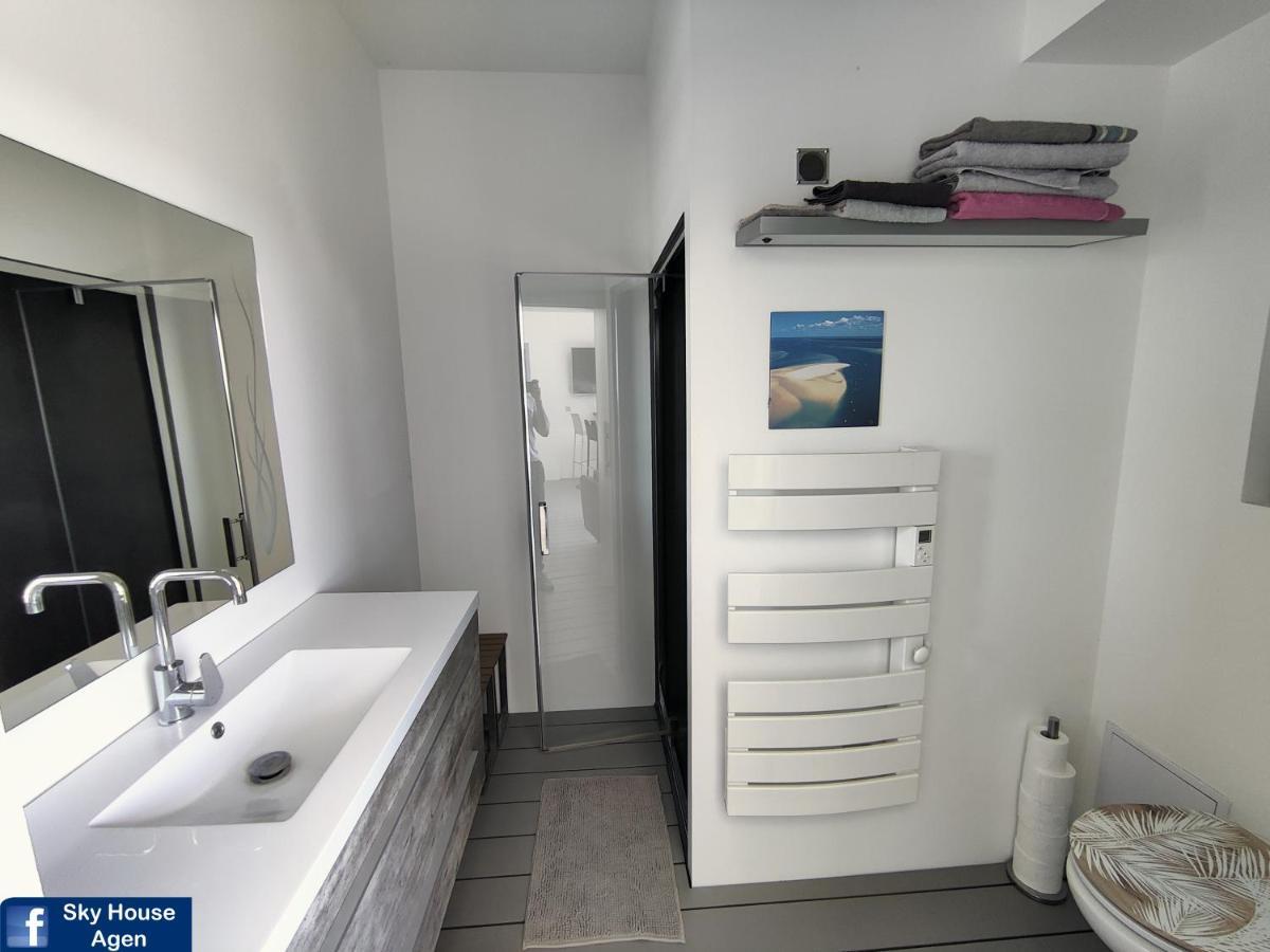 Piscine Chauffee Et Spa Jacuzzi Privatif Terrasse Sans Vis A Vis ,,,Sky House Agen,,, Εξωτερικό φωτογραφία